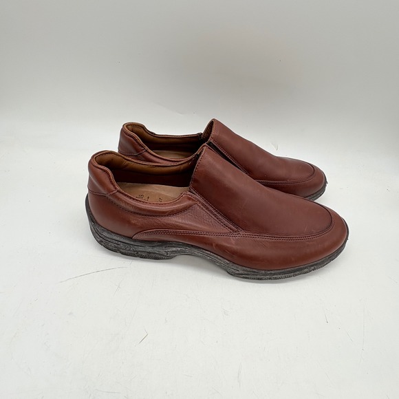 Allen Edmonds Other - Allen Edmonds Weekender Men's 11.5B Brown Chili Leather Slip On Loafer Shoes
